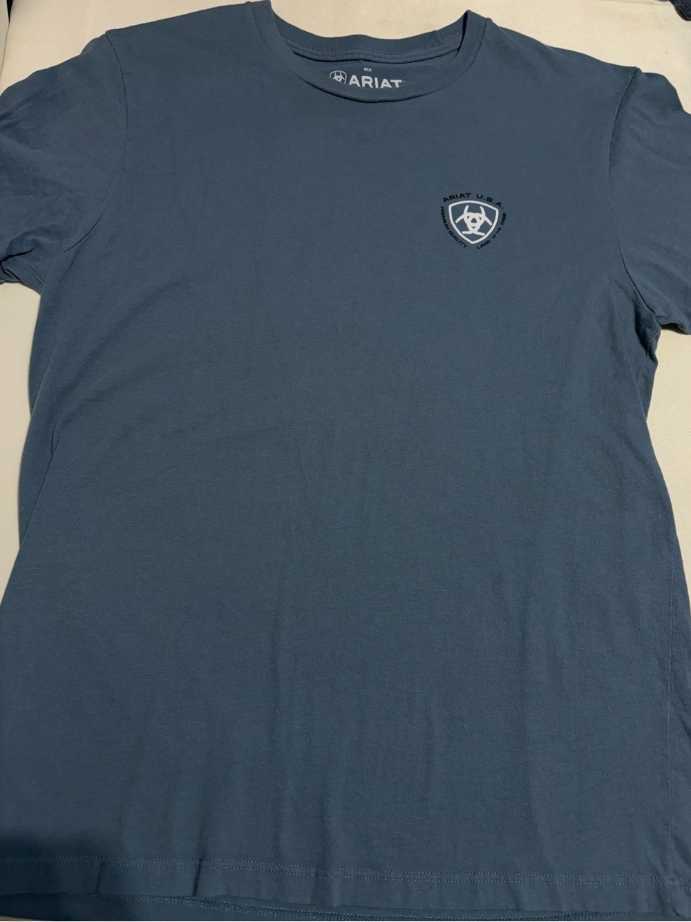 Ariat Men’s Short Sleeve Crew Tee in Slate Blue